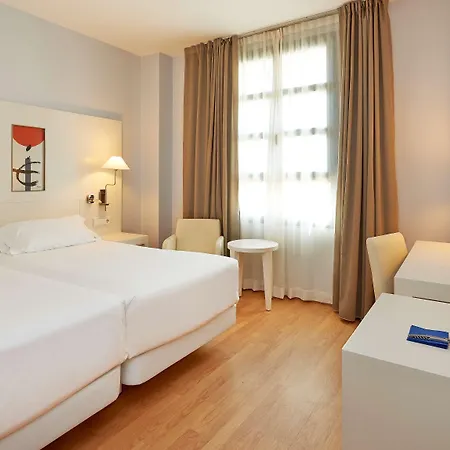 Ξενοδοχείο Nh Artes