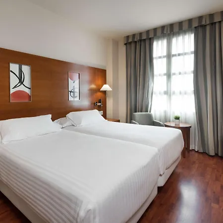 Nh Artes Ξενοδοχείο 4*