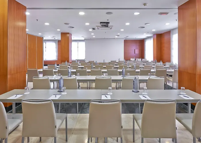 Ξενοδοχείο Nh Artes